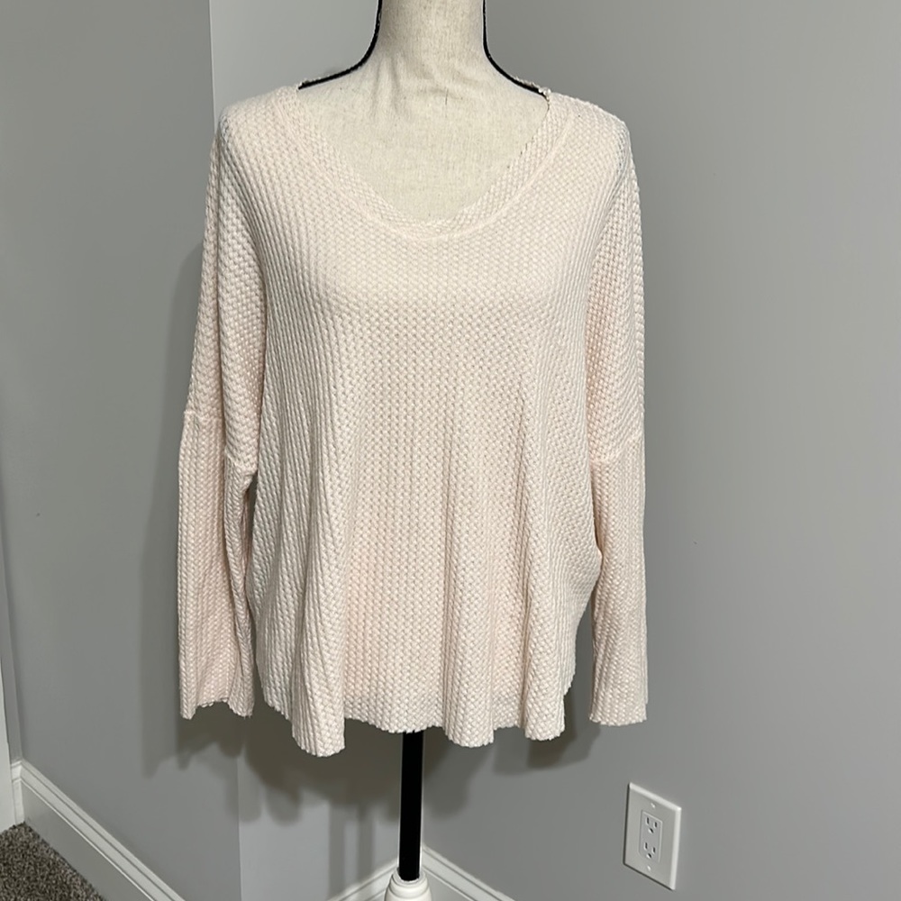 NWOT  Lulus V neck pullover sweater